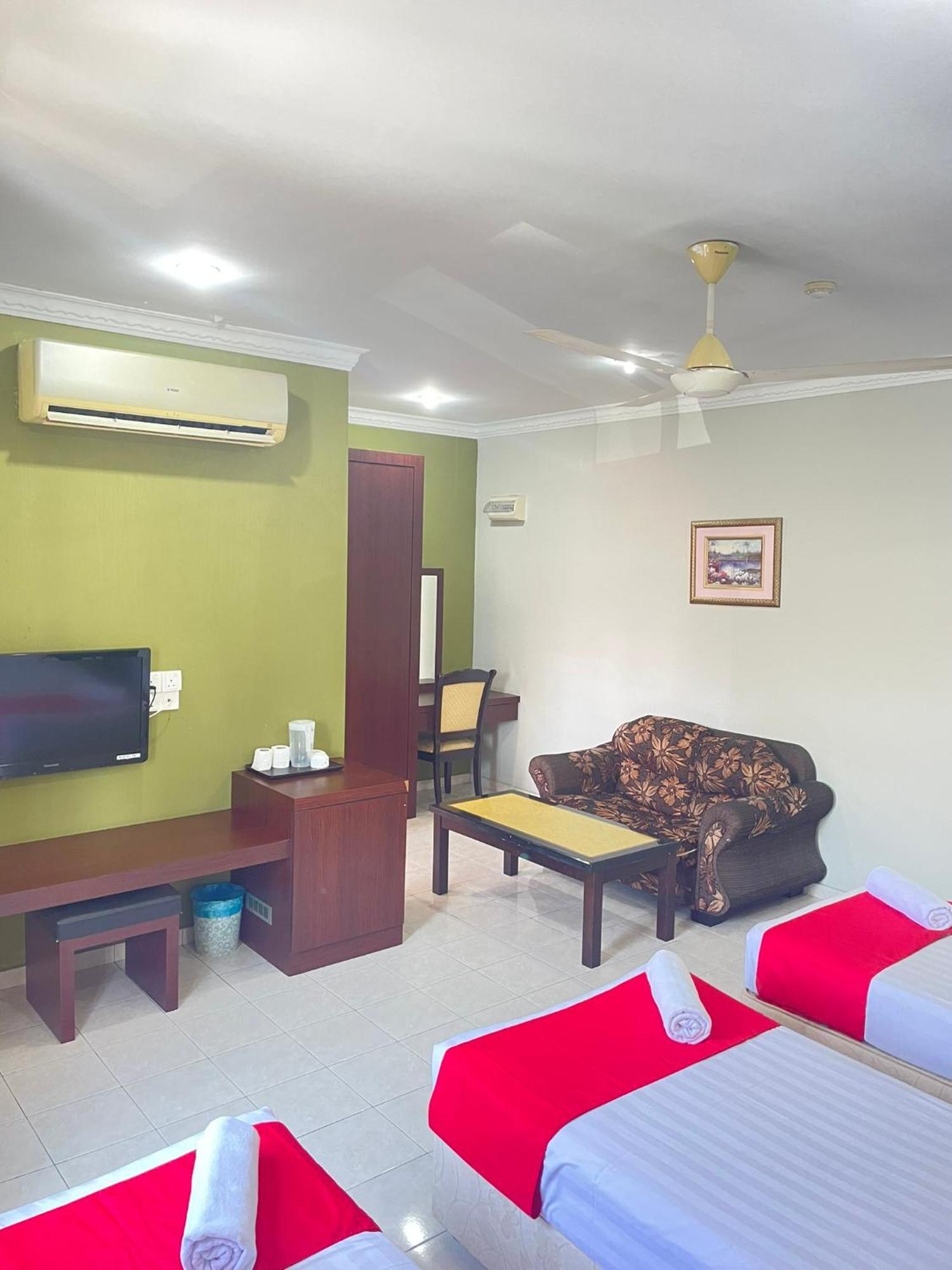 Bayu View Hotel กลัง ภายนอก รูปภาพ