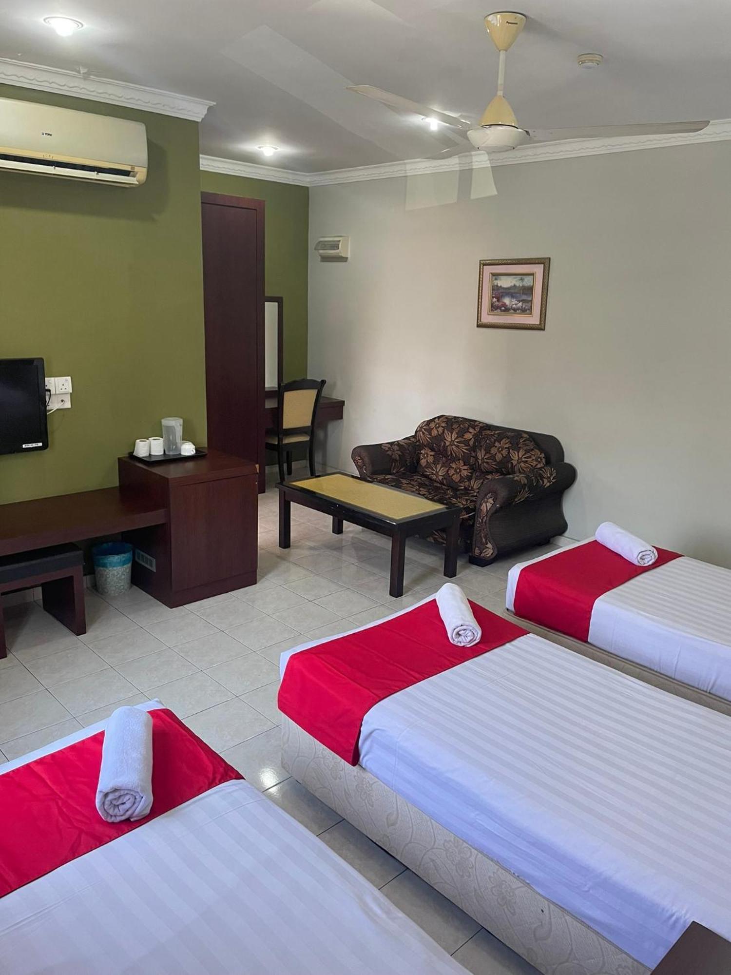 Bayu View Hotel กลัง ภายนอก รูปภาพ