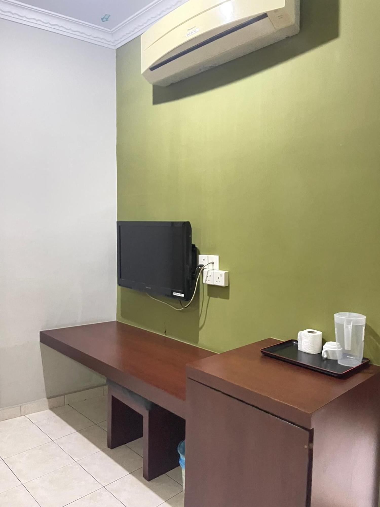 Bayu View Hotel กลัง ภายนอก รูปภาพ