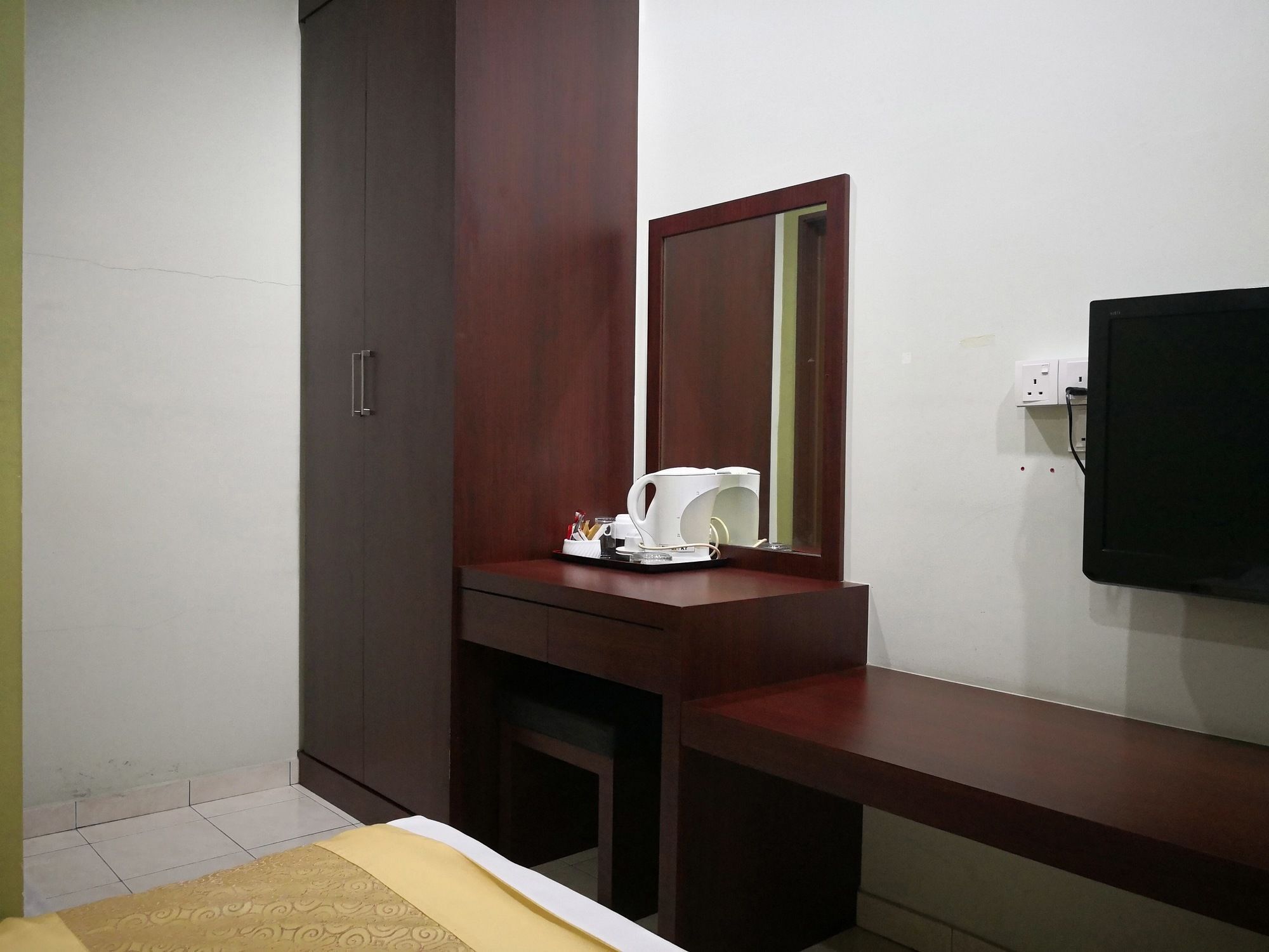 Bayu View Hotel กลัง ภายนอก รูปภาพ